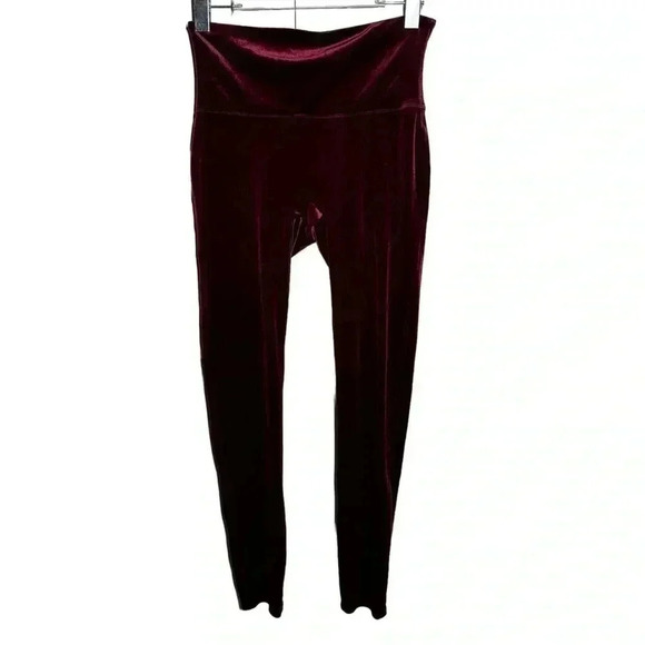 SPANX Pants - SPANX red velvet leggings size large